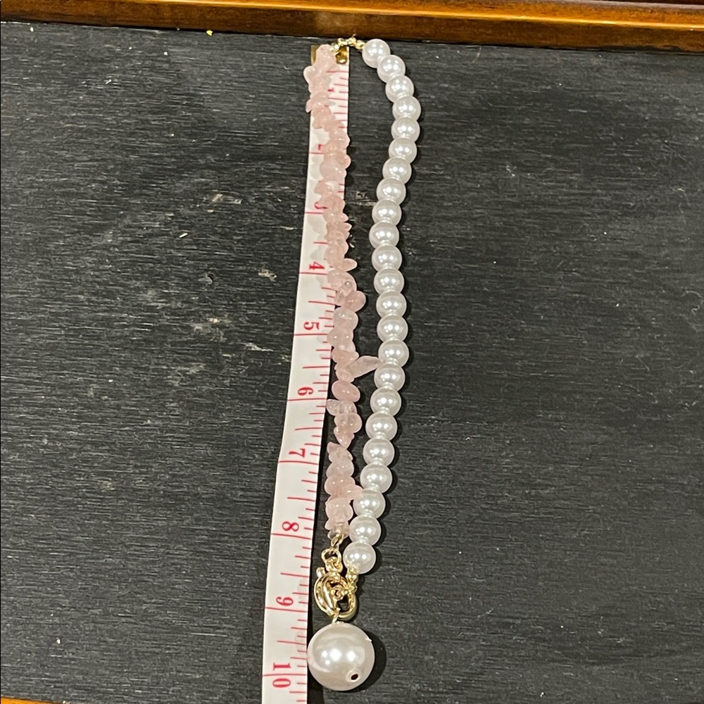 Elegant Pearl and Pink Stone Necklace - Picture 6 of 7